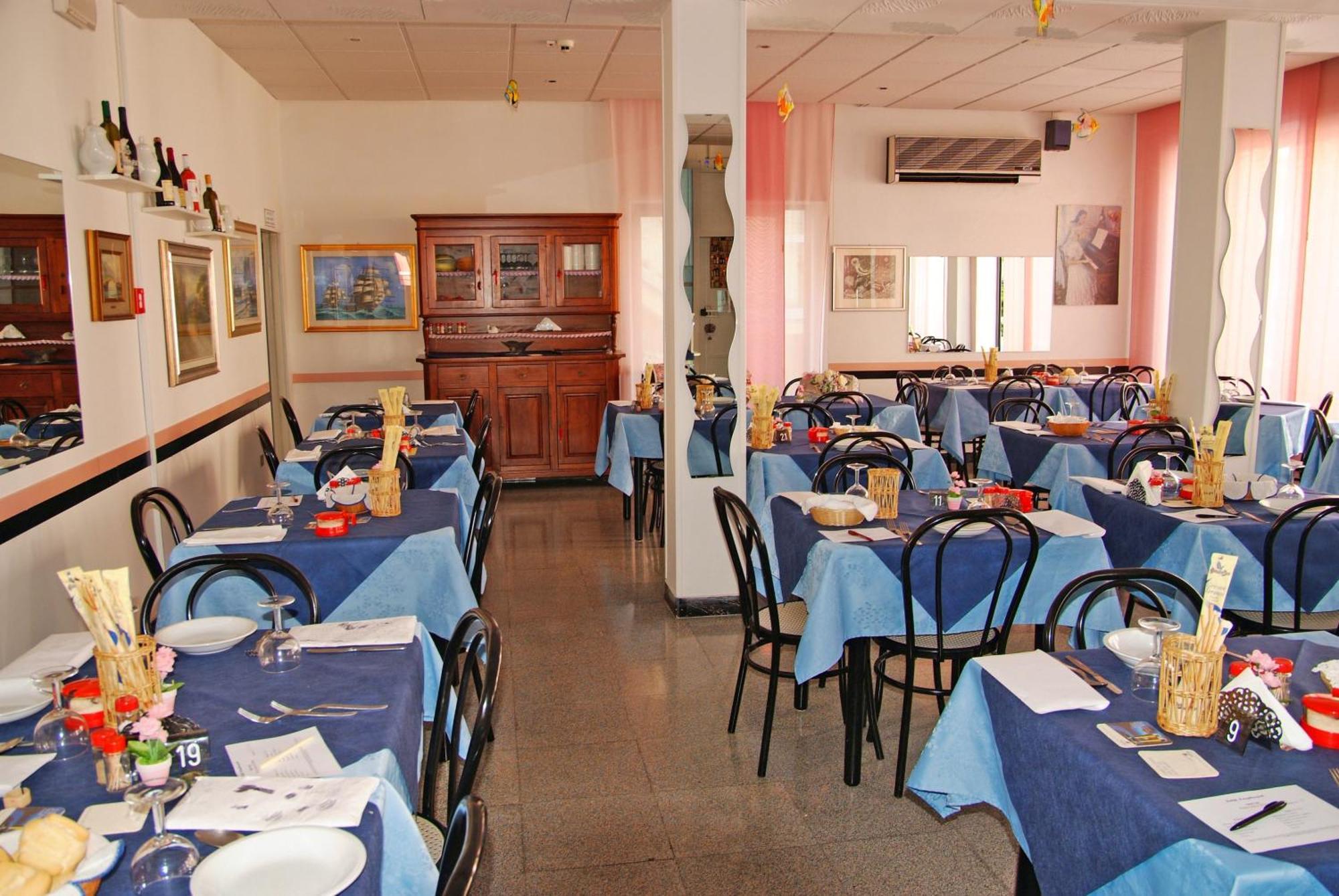 Hotel Acquazzurra 里米尼 外观 照片